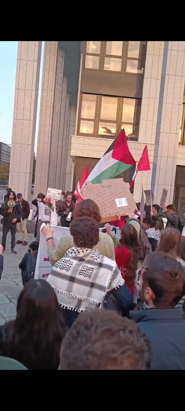 FRANÇA: estudantes de Paris pelos estudantes de Gaza